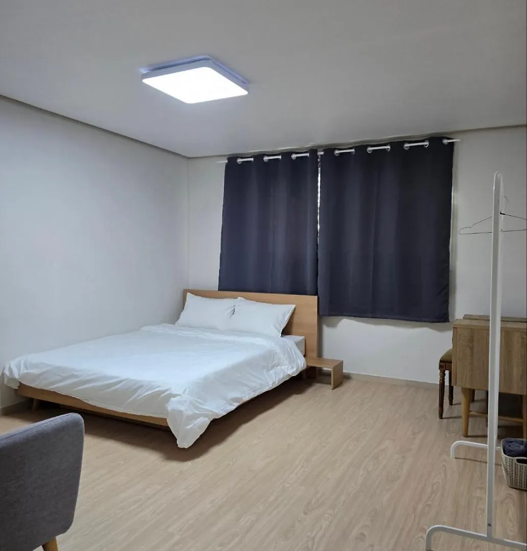 Runaway Stay Yongsan Seoul Apartment