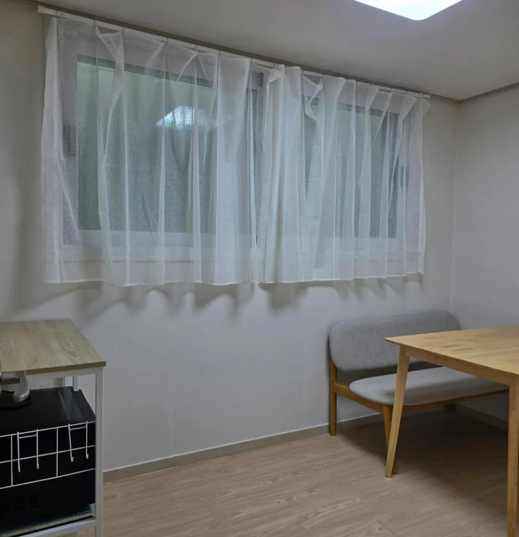 Runaway Stay Yongsan Seoul